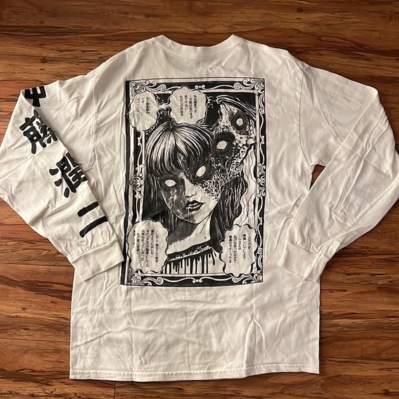 Junkies Ito Collection long sleeve graphic tshirt - Picture 4 of 5
